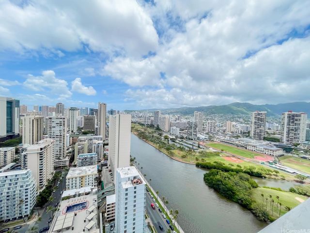 445 Seaside Avenue 3714, Honolulu, HI 96815