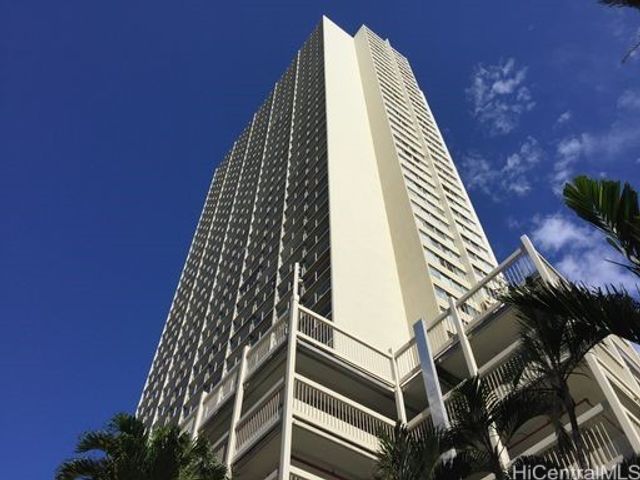 445 Seaside Avenue 3714, Honolulu, HI 96815