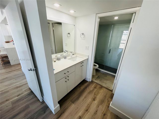 1450 Brickell Bay Drive 1414, Miami, FL 33131