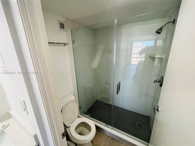 1450 Brickell Bay Drive 1414, Miami, FL 33131