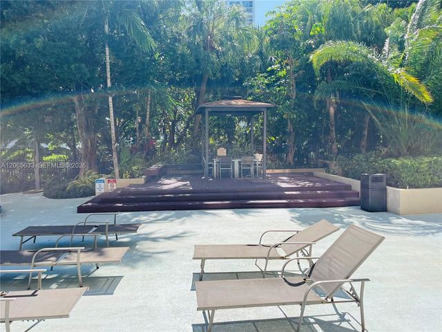 1450 Brickell Bay Drive 1414, Miami, FL 33131