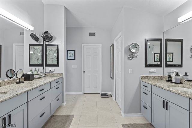 12220 Siesta DR, Fort Myers Beach, FL 33931