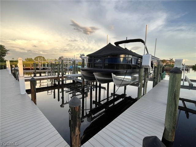 12220 Siesta DR, Fort Myers Beach, FL 33931