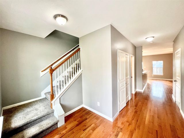 8323 Greys Lane, Houston, TX 77095