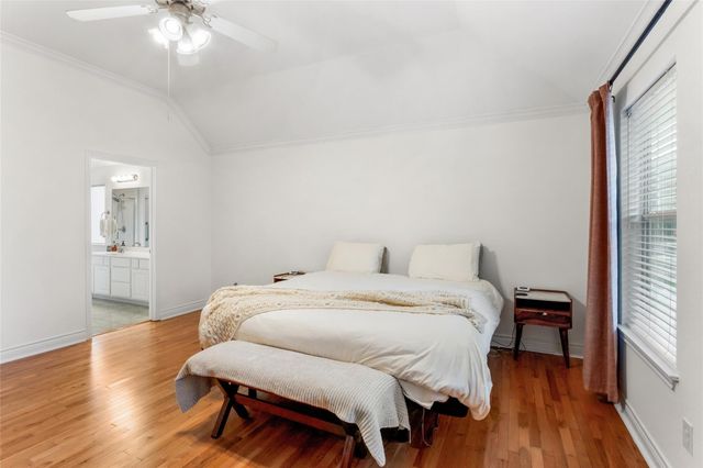 54 Middle Borondo, La Marque, TX 77568