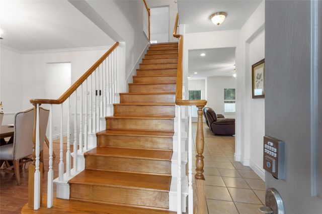 54 Middle Borondo, La Marque, TX 77568
