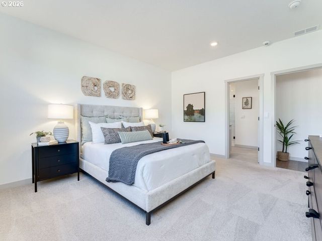 1127 W 15TH St, La Center, WA 98629