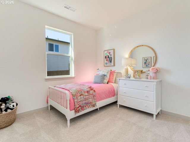 1127 W 15TH St, La Center, WA 98629