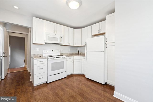 1127 GREEN ST, Philadelphia, PA 19123