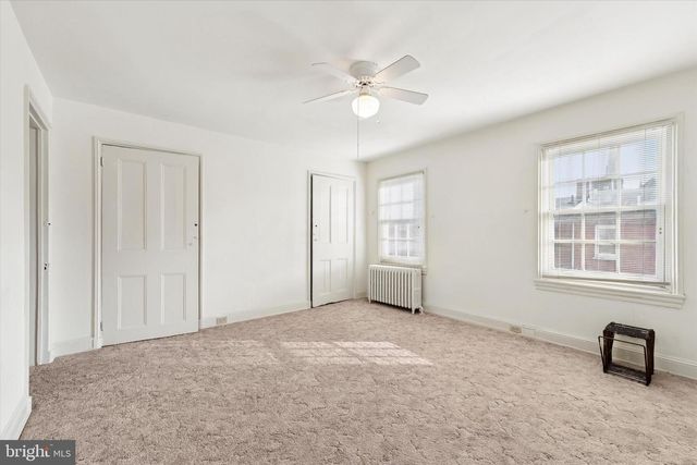 1127 GREEN ST, Philadelphia, PA 19123