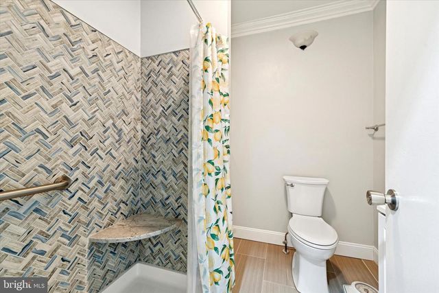 1127 GREEN ST, Philadelphia, PA 19123