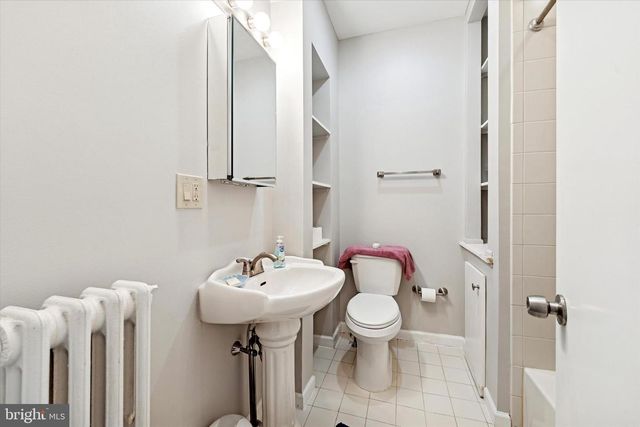 1127 GREEN ST, Philadelphia, PA 19123