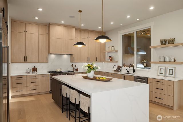 1631 153rd Avenue SE, Bellevue, WA 98007