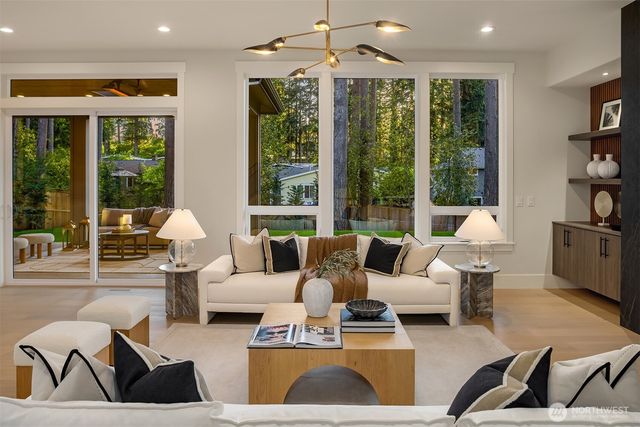 1631 153rd Avenue SE, Bellevue, WA 98007