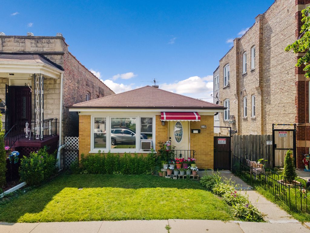 1240 S 57th Court, Cicero, IL 60804