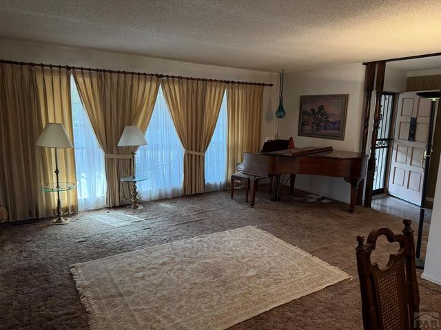 14 Briargate Pl., Pueblo, CO 81001