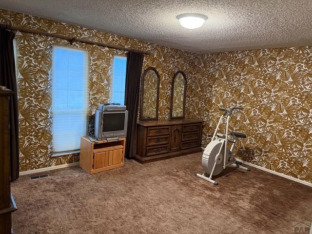 14 Briargate Pl., Pueblo, CO 81001