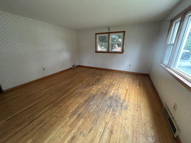 761 WARM SPRING RD, Chambersburg, PA 17202