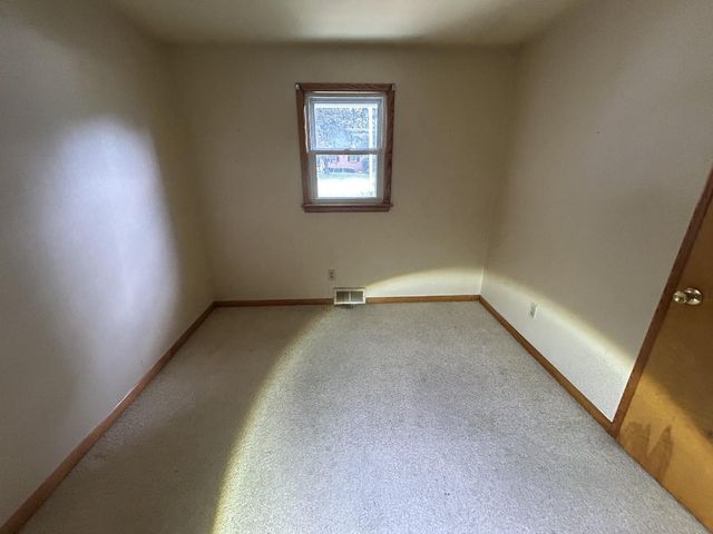 761 WARM SPRING RD, Chambersburg, PA 17202