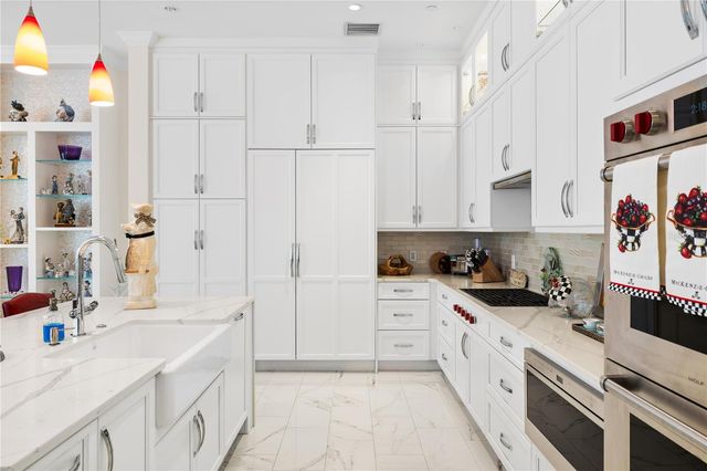 1 PALM TERRACE 604, Clearwater, FL 33756