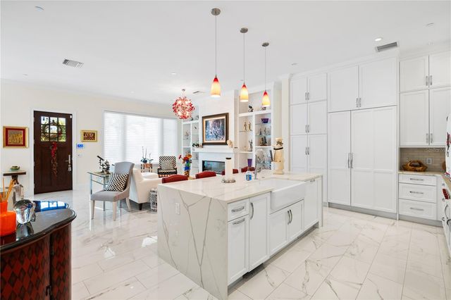 1 PALM TERRACE 604, Clearwater, FL 33756