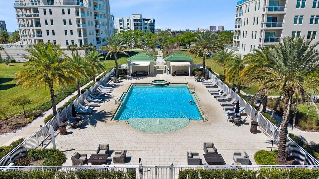 Image 28 of property listing at 1 PALM TERRACE 604, Clearwater, FL 33756