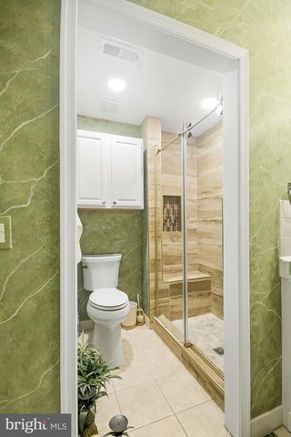 61 LEGACY OAKS DR, Richboro, PA 18954