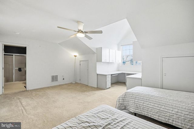 61 LEGACY OAKS DR, Richboro, PA 18954