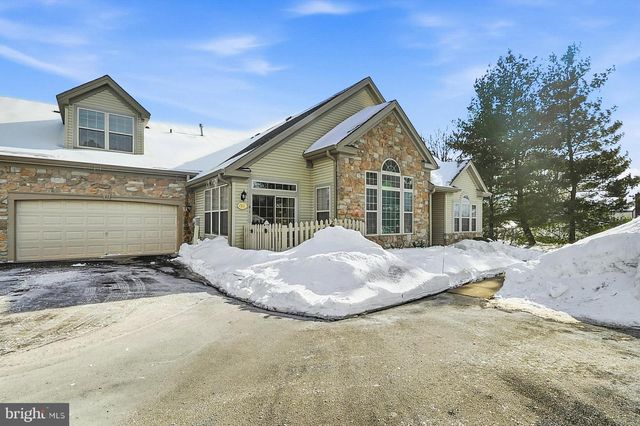 61 LEGACY OAKS DR, Richboro, PA 18954