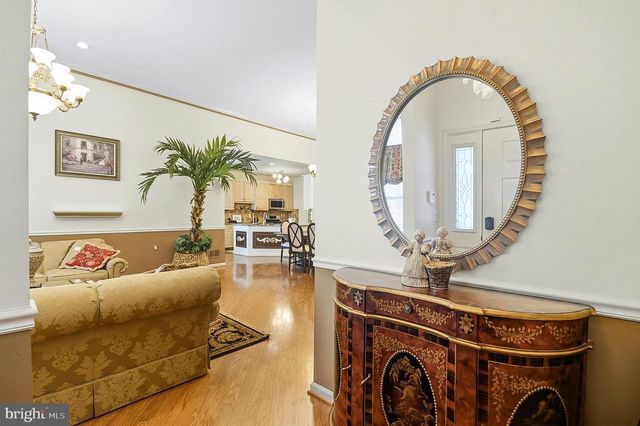 61 LEGACY OAKS DR, Richboro, PA 18954