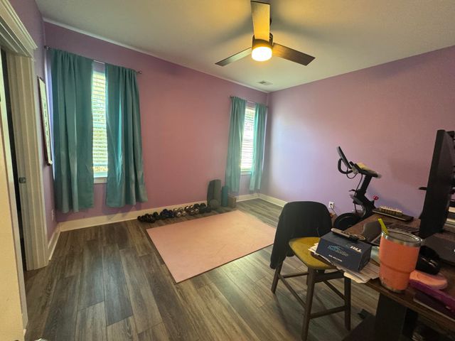 4581 Mixson Avenue, North Charleston, SC 29405