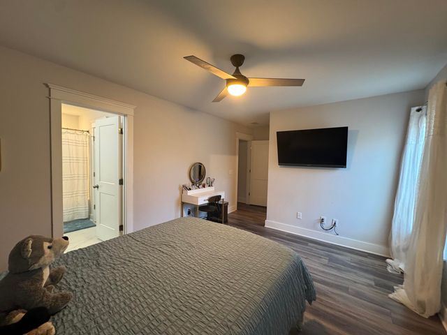 4581 Mixson Avenue, North Charleston, SC 29405