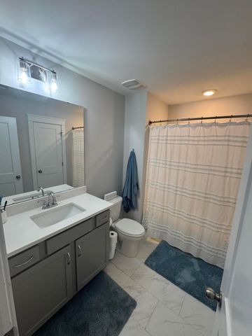 4581 Mixson Avenue, North Charleston, SC 29405