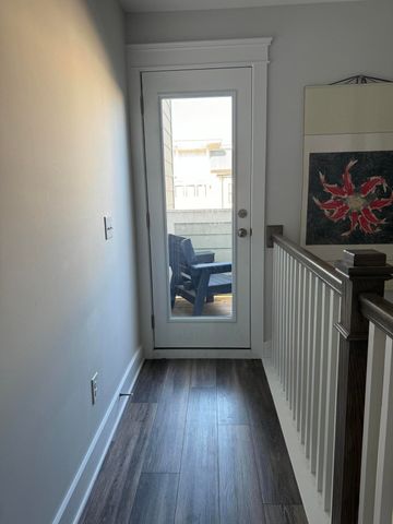 4581 Mixson Avenue, North Charleston, SC 29405