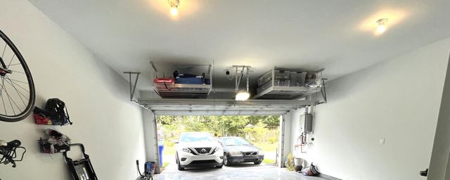 4581 Mixson Avenue, North Charleston, SC 29405