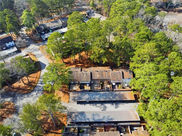 754 Garden View Drive, Stone Mountain, GA 30083