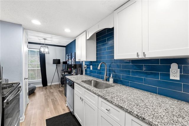 754 Garden View Drive, Stone Mountain, GA 30083