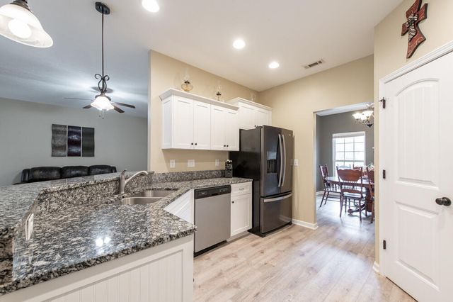 304 Foxchase Circle, North Augusta, SC 29860