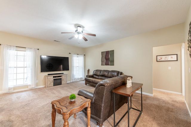 304 Foxchase Circle, North Augusta, SC 29860