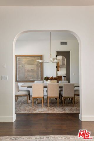 18322 Columbus Circle, Tarzana (los Angeles), CA 91356