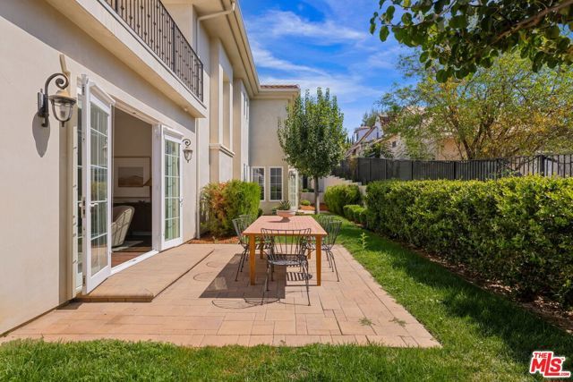 18322 Columbus Circle, Tarzana (los Angeles), CA 91356