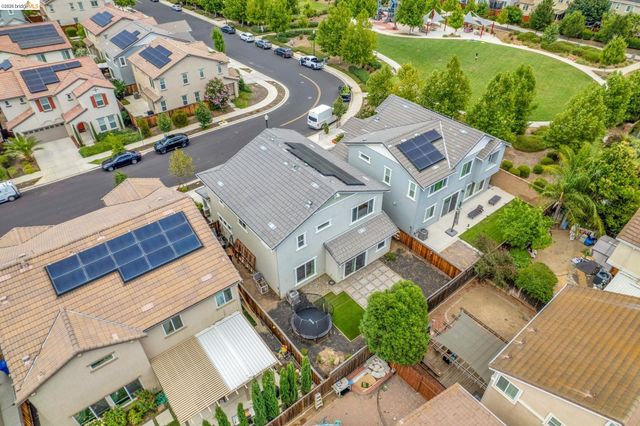 184 Scott Creek Way, Brentwood, CA 94513