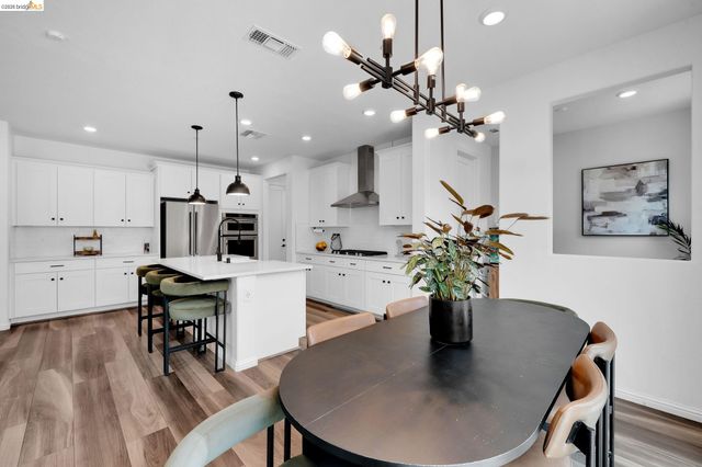 184 Scott Creek Way, Brentwood, CA 94513