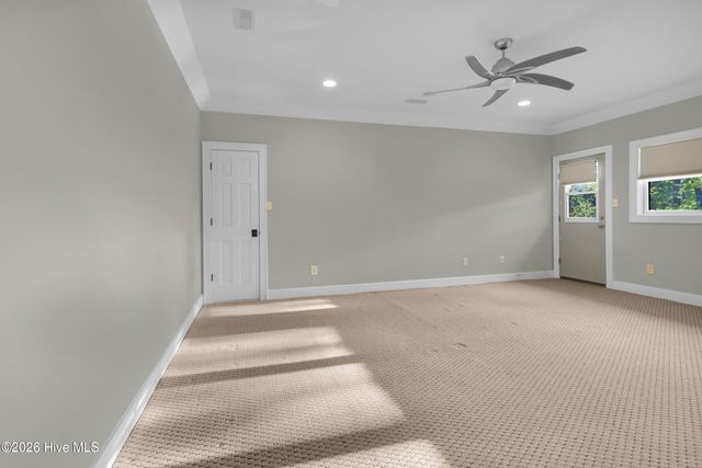 7000 Club House Drive, New Bern, NC 28562