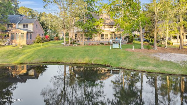 7000 Club House Drive, New Bern, NC 28562