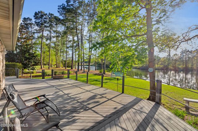 7000 Club House Drive, New Bern, NC 28562