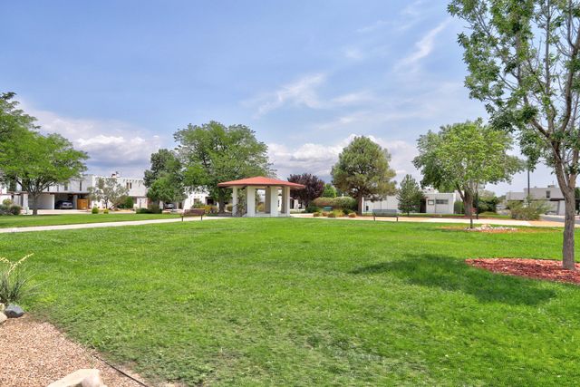 5 Calle Sol Se Mete NW, Albuquerque, NM 87120
