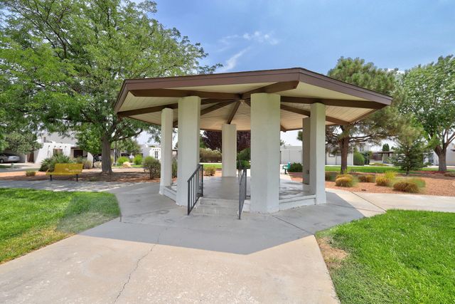 5 Calle Sol Se Mete NW, Albuquerque, NM 87120