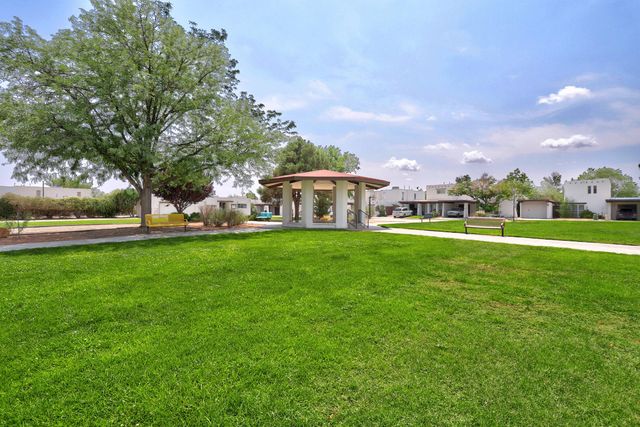 5 Calle Sol Se Mete NW, Albuquerque, NM 87120