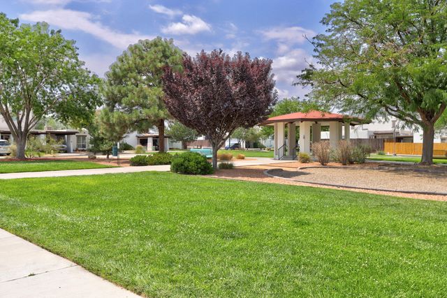 5 Calle Sol Se Mete NW, Albuquerque, NM 87120